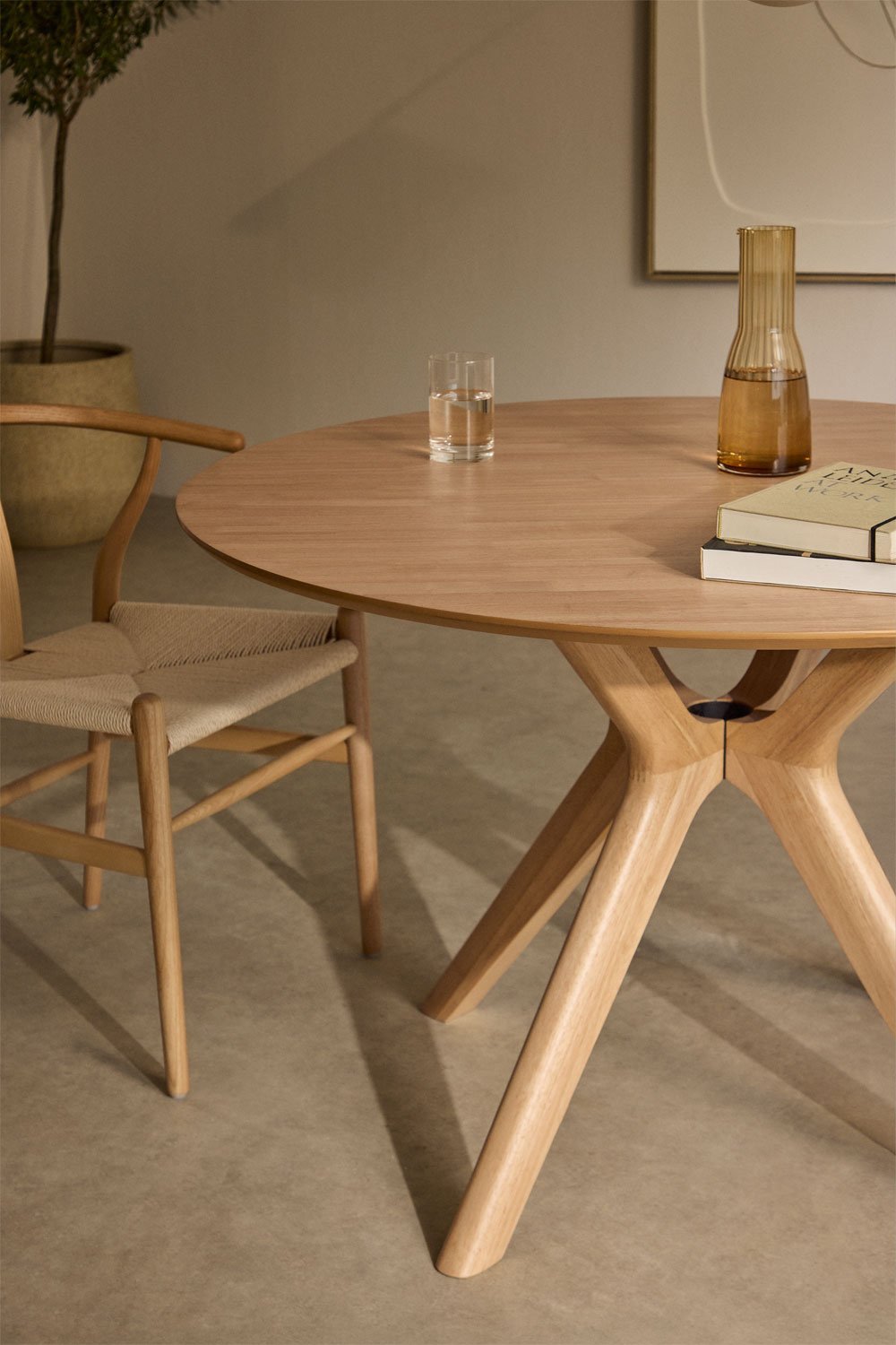 Table à manger ronde Ø120 cm en MDF et placage en bois d'hévéa Arnaiz, image de la galerie 2