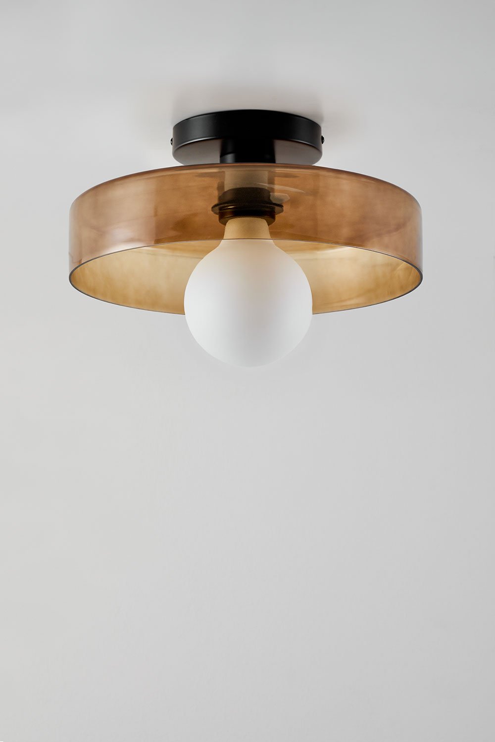 Plafonnier de salle de bain en verre Jaxal, image de la galerie 1