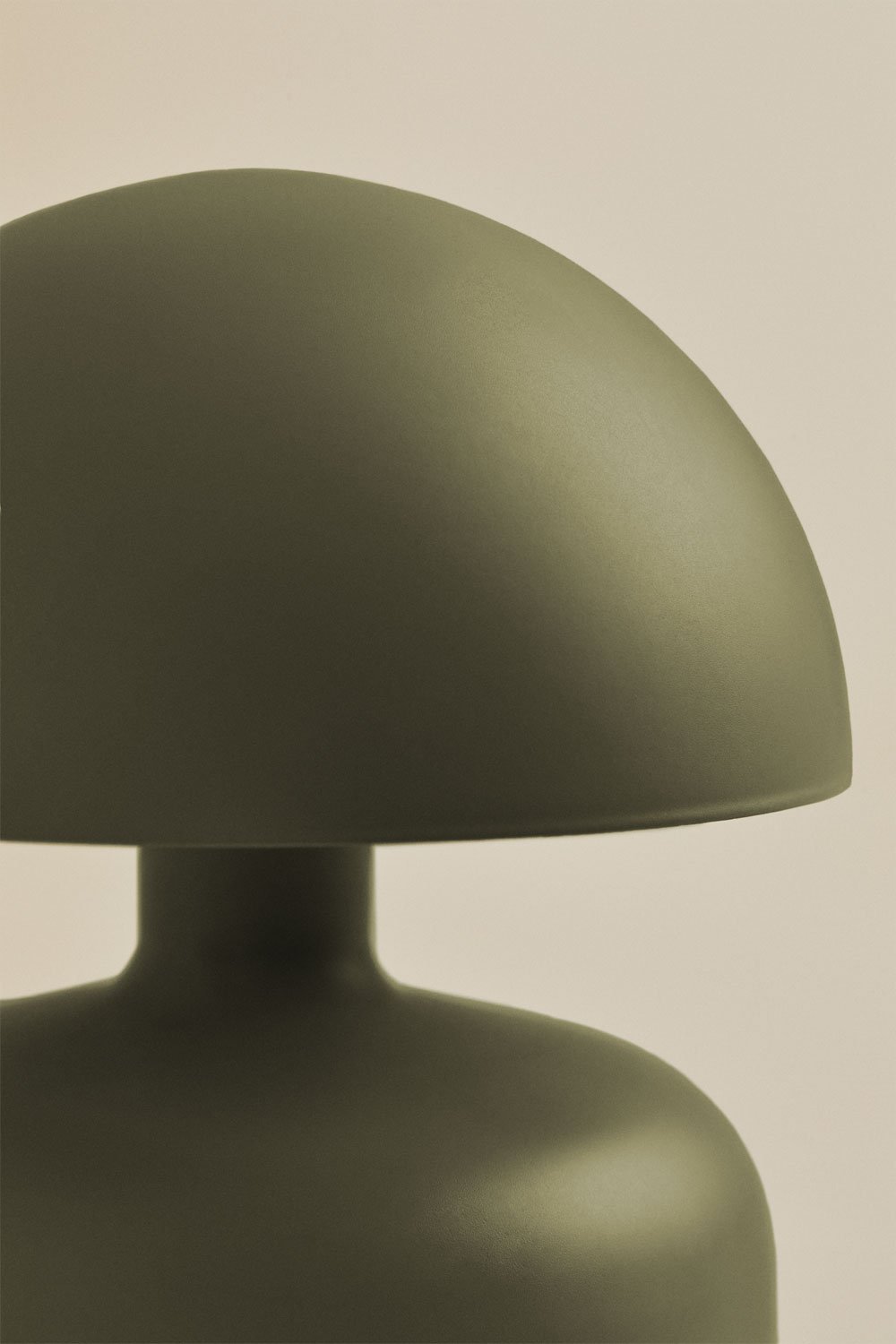 Lampe de table LED sans fil pour extérieur en fer Nantali, image de la galerie 3