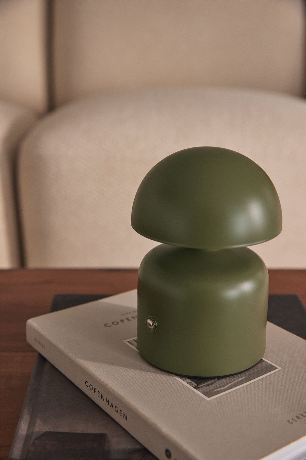 Lampe de table LED sans fil en fer Nantali, image de la galerie 2