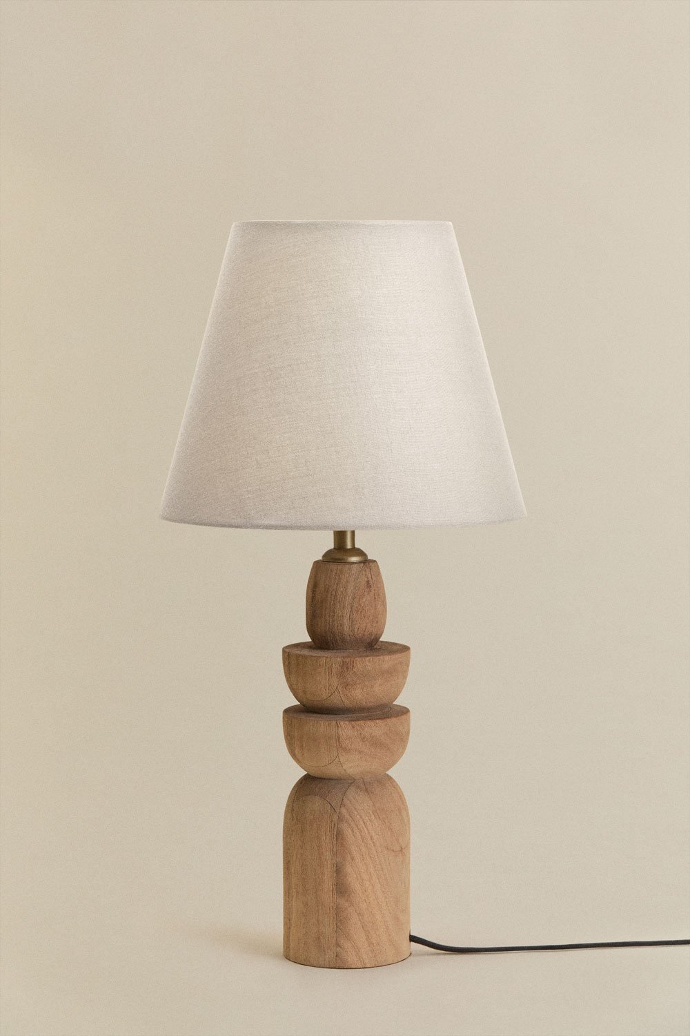 Lampe de table en bois de manguier Koski, image de la galerie 1