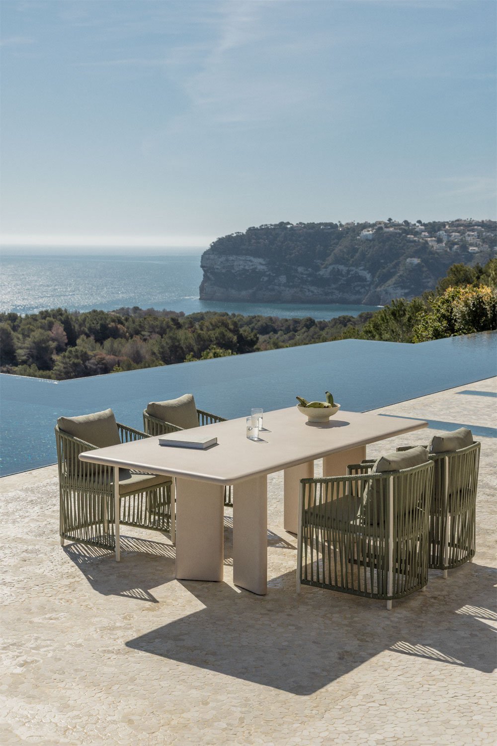 Table de jardin rectangulaire 240x100 cm en ciment Chelsea, image de la galerie 1