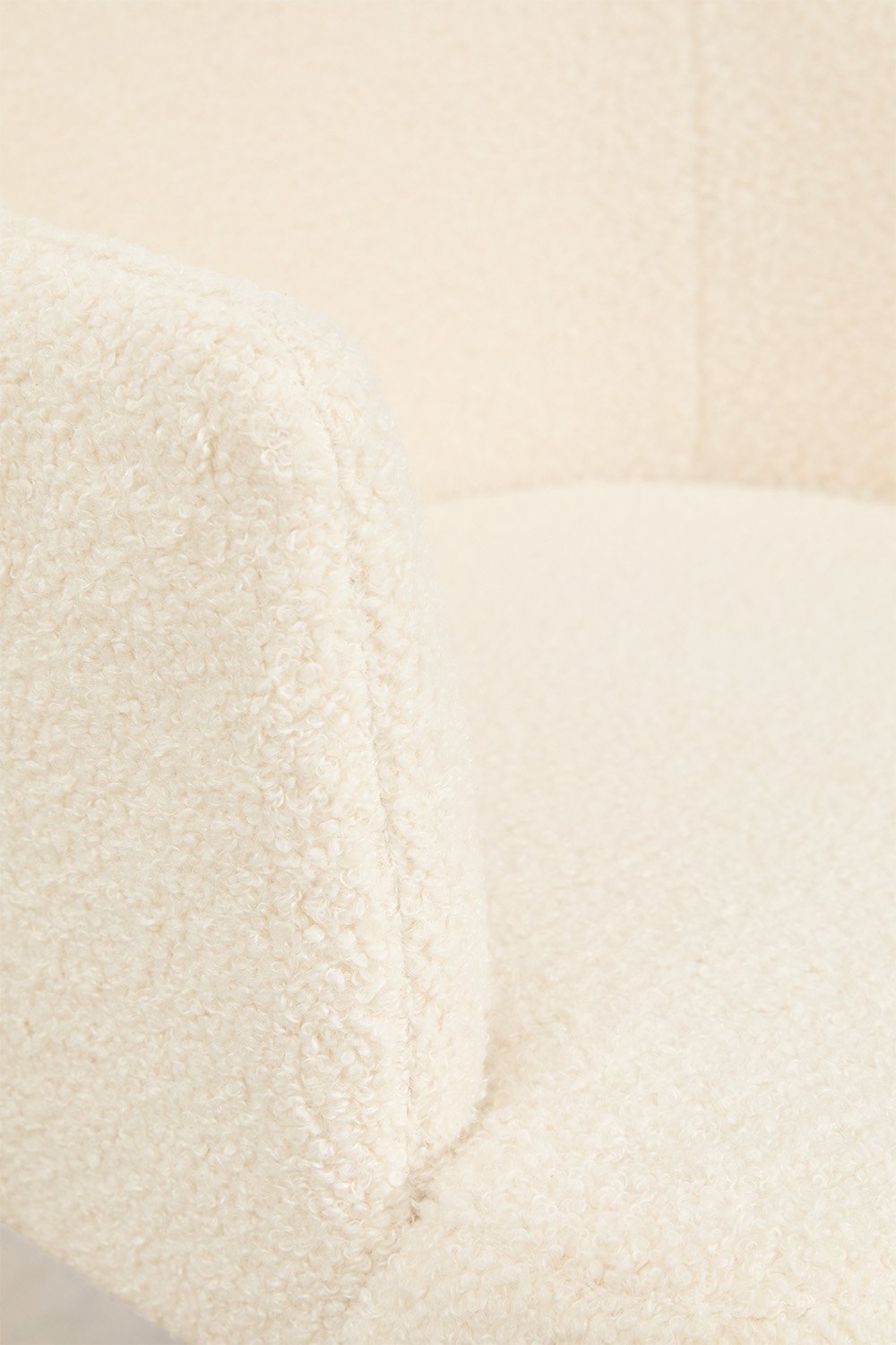 Chaise de salle à manger avec accoudoirs en peau de mouton Banfil, image de la galerie 5