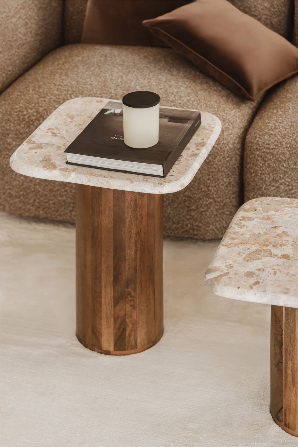Table d'appoint carrée 40x40 cm en marbre et bois de manguier Merieines, image de la galerie 1