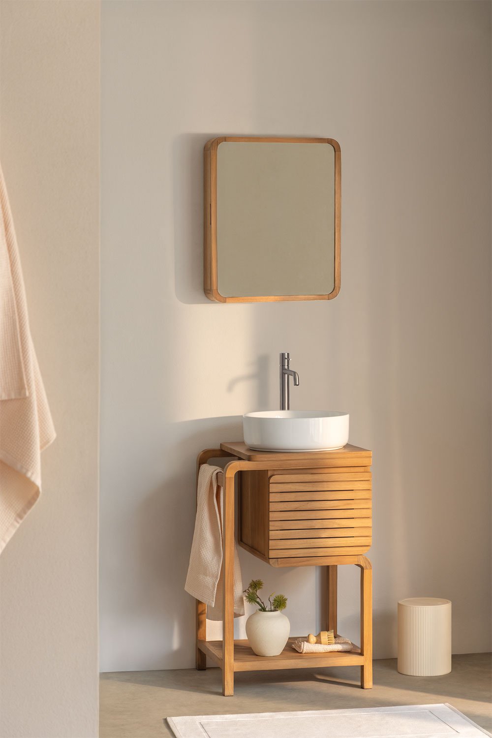 Ensemble de meubles de salle de bain en bois de teck Bradley, image de la galerie 1