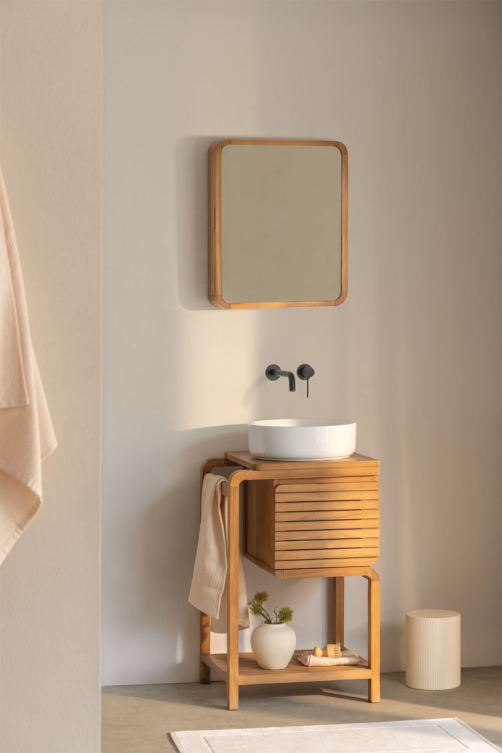 Ensemble de meubles de salle de bain en bois de teck Bradley, image de la galerie 1