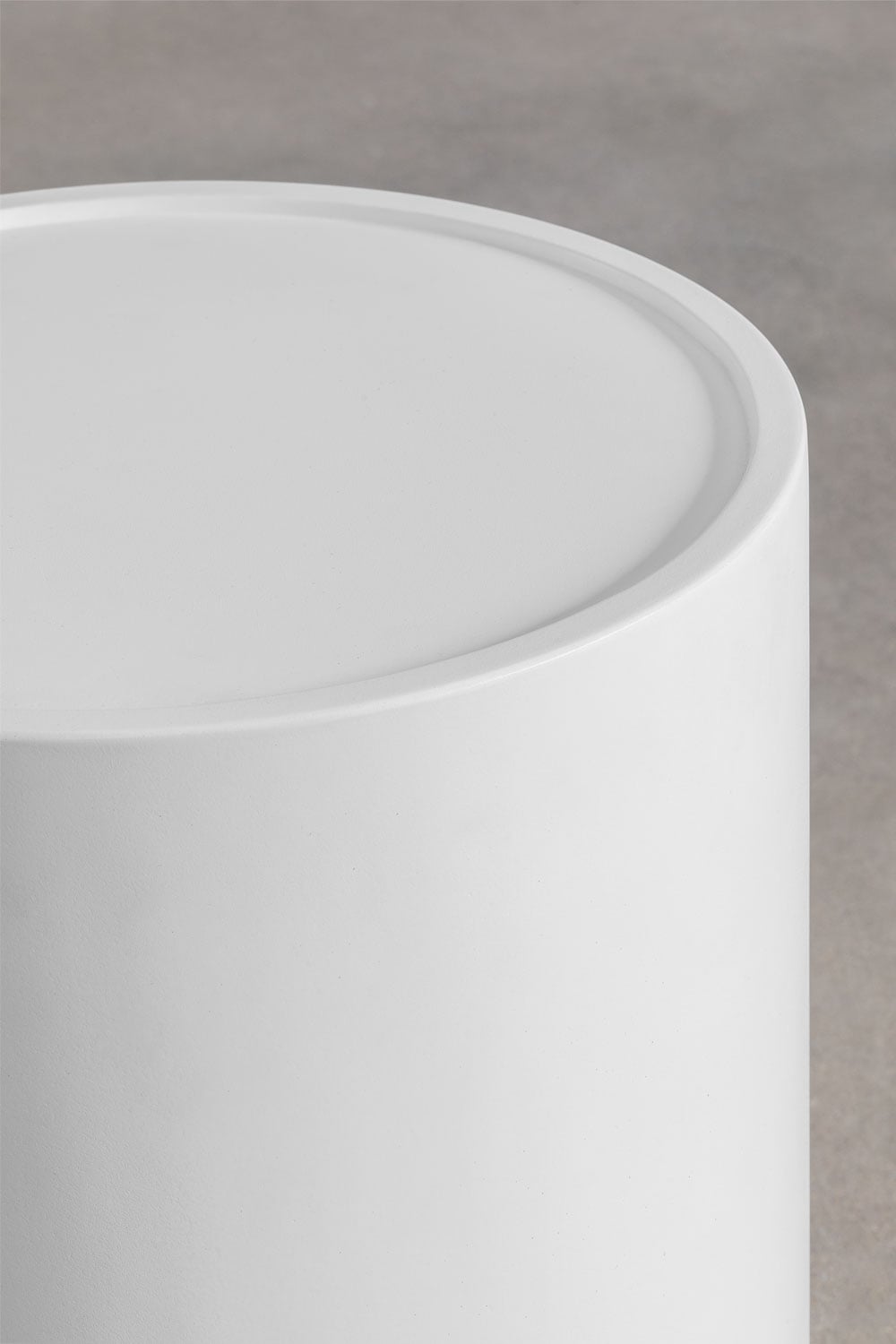 Pack de 2 tables de chevet rondes Ø35 cm en ciment Darwys, image de la galerie 2