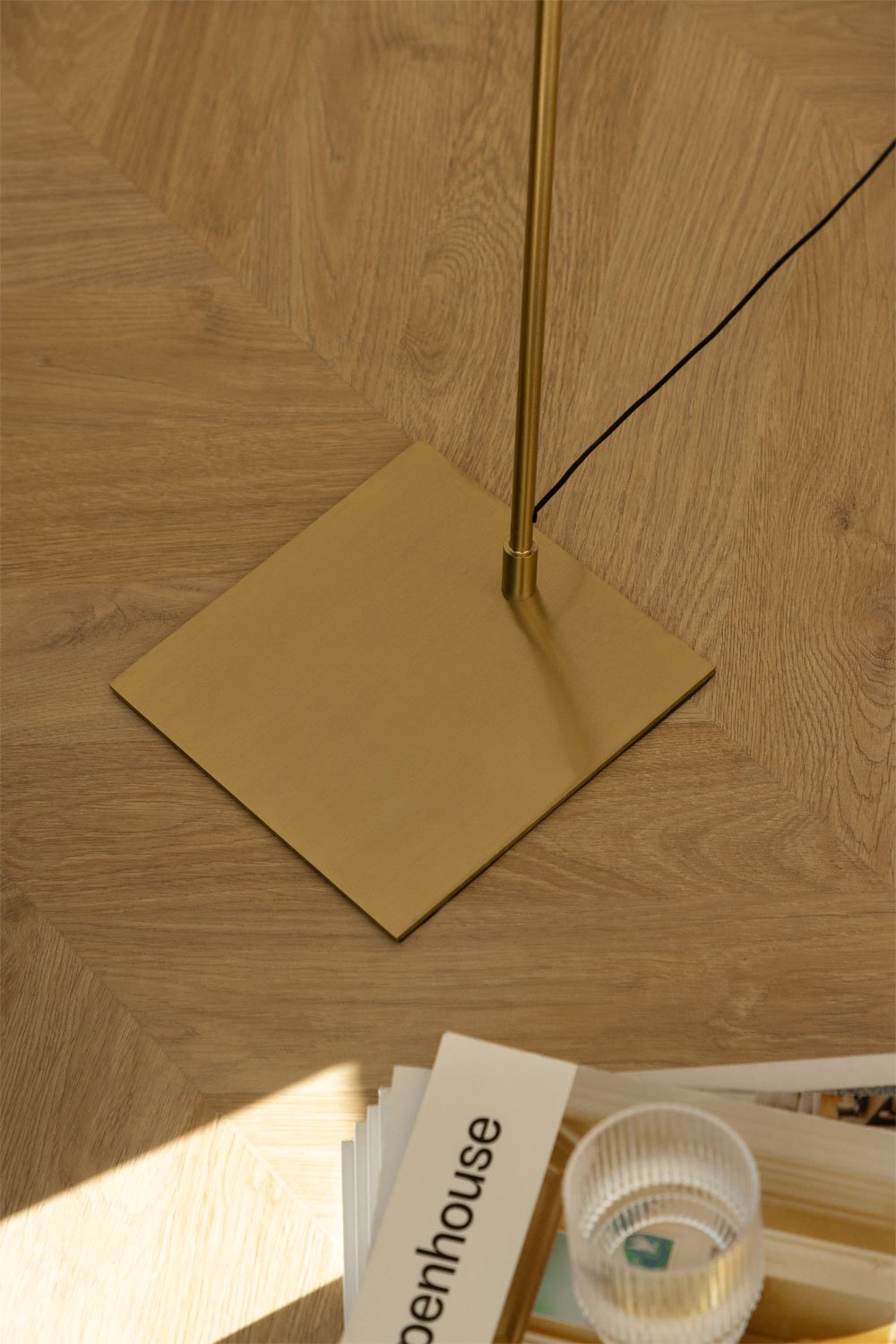 Lampadaire LED en fer Valtyn, image de la galerie 3