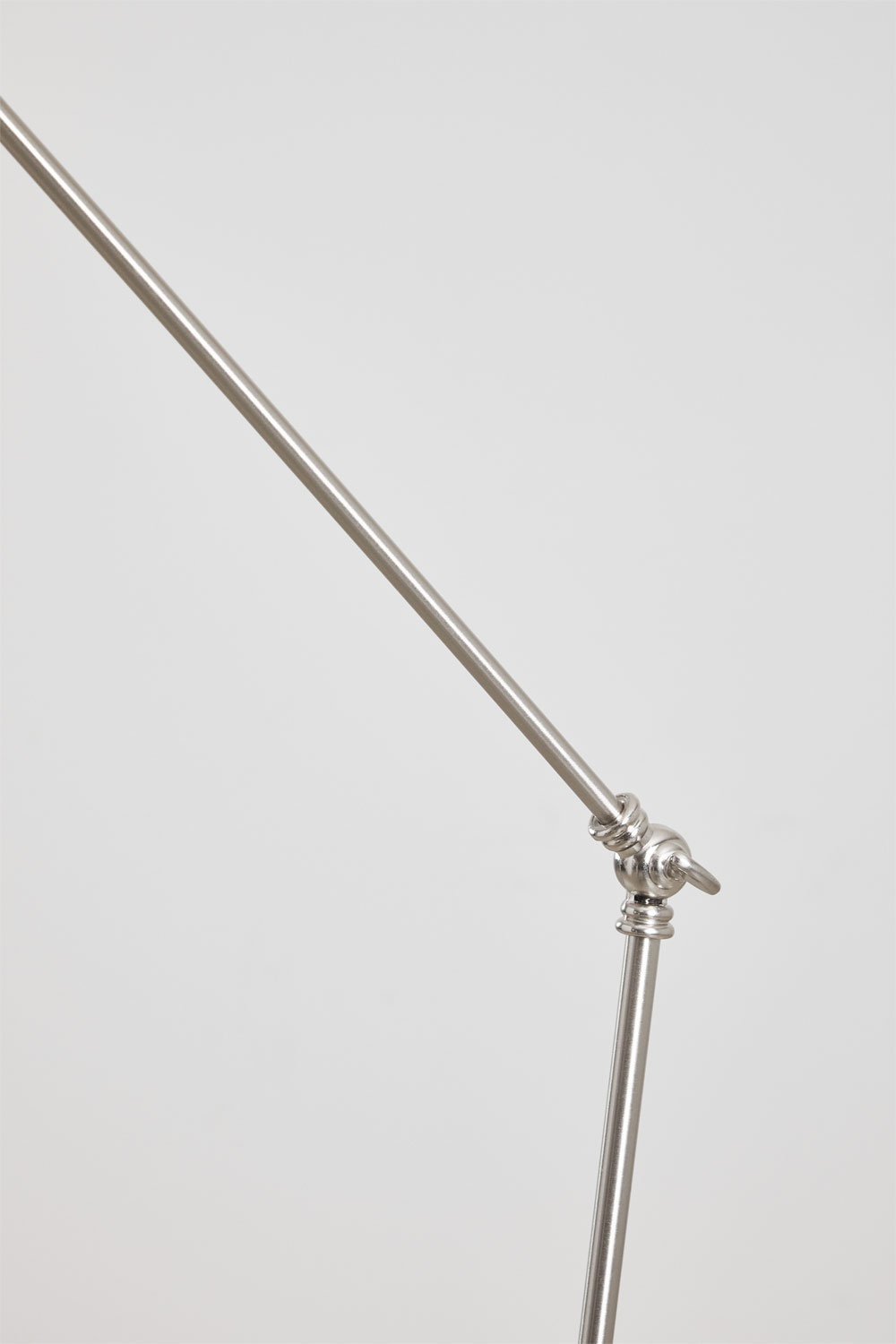 Lampadaire LED en fer Valtyn, image de la galerie 7