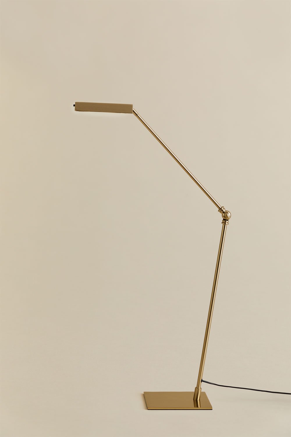 Lampe de table LED en fer Valtyn, image de la galerie 4