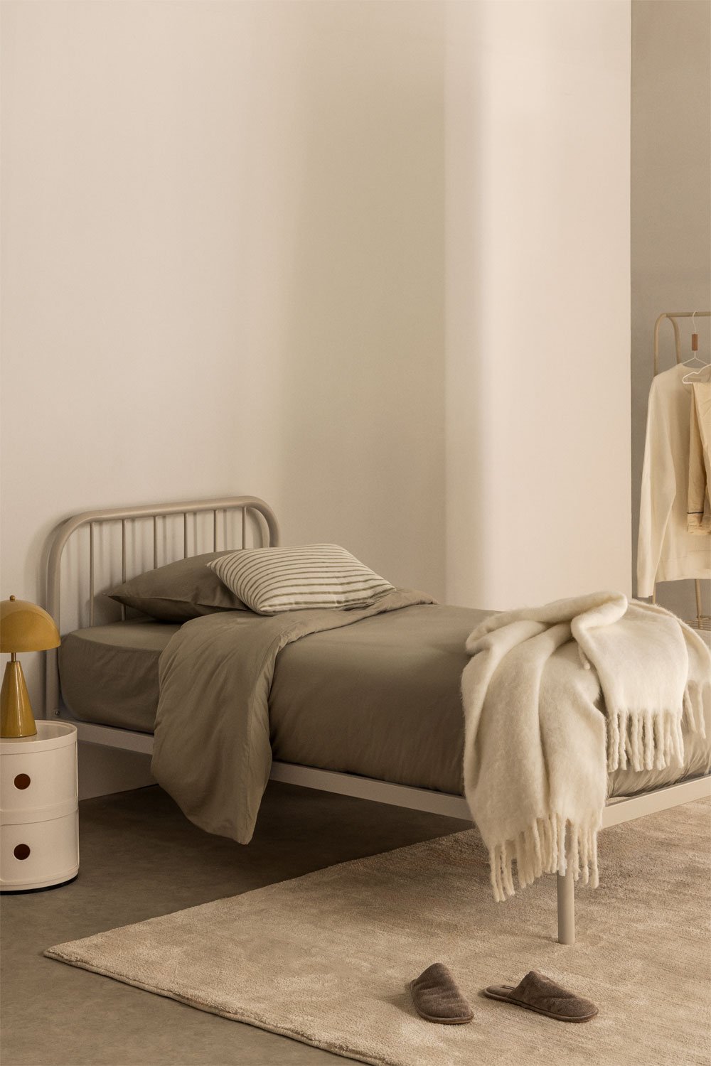 Lit en fer Asteri, image de la galerie 1