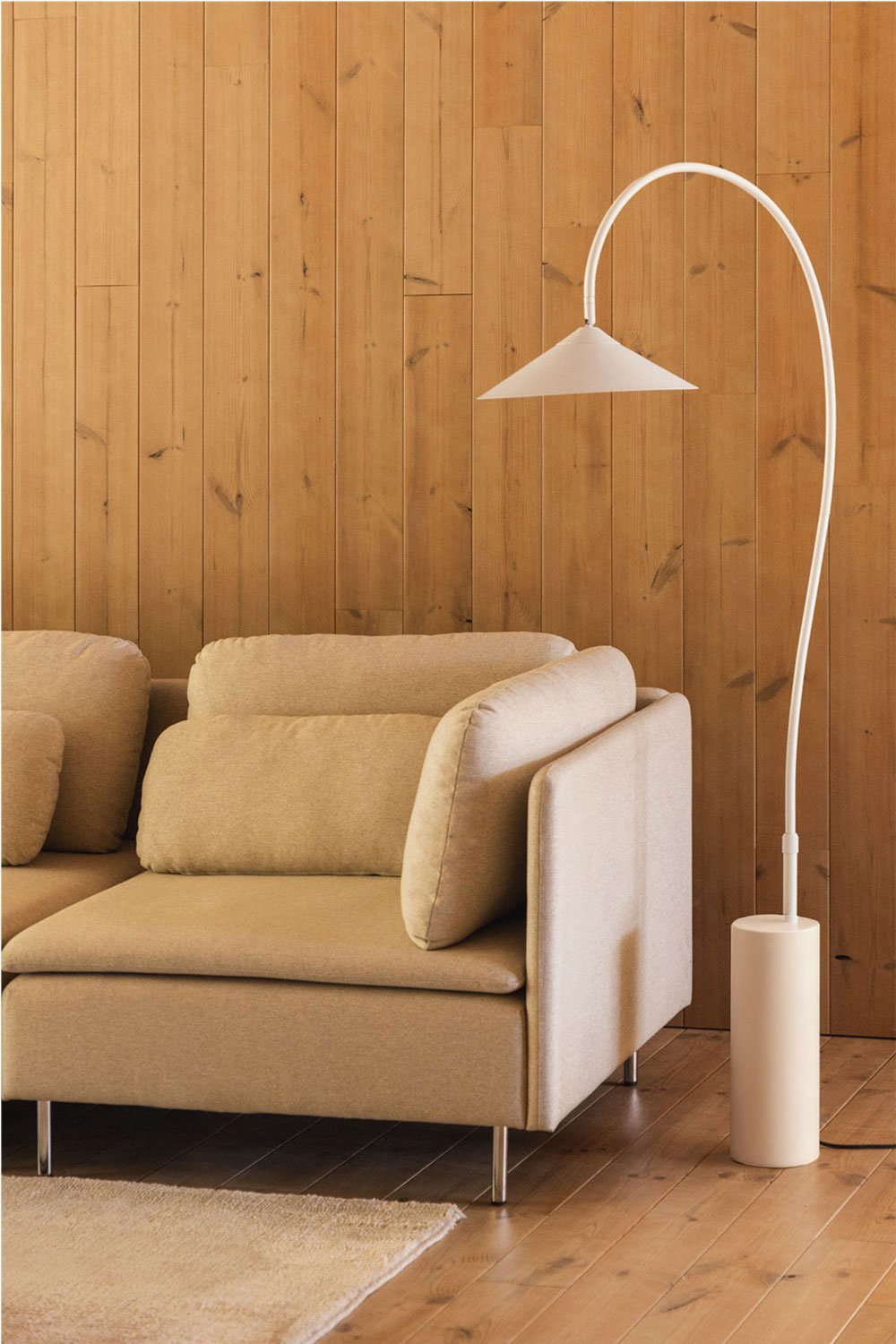 Lampadaire en fer Grivon, image de la galerie 1
