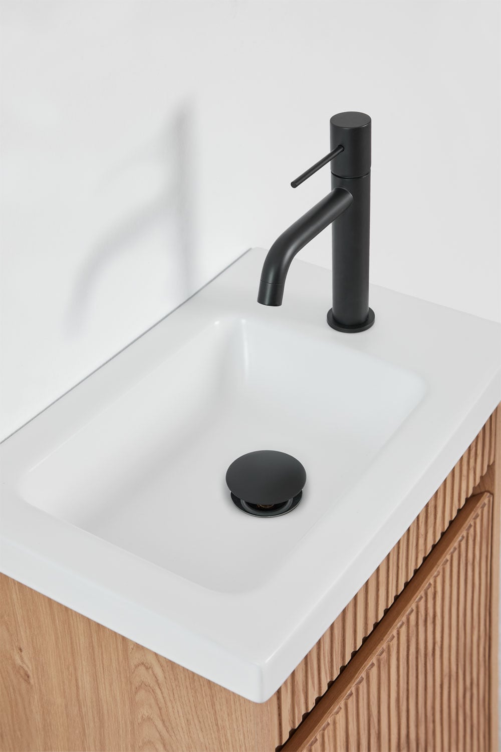 Ensemble de meuble de salle de bain suspendu en bois avec lavabo intégré Narek, image de la galerie 3