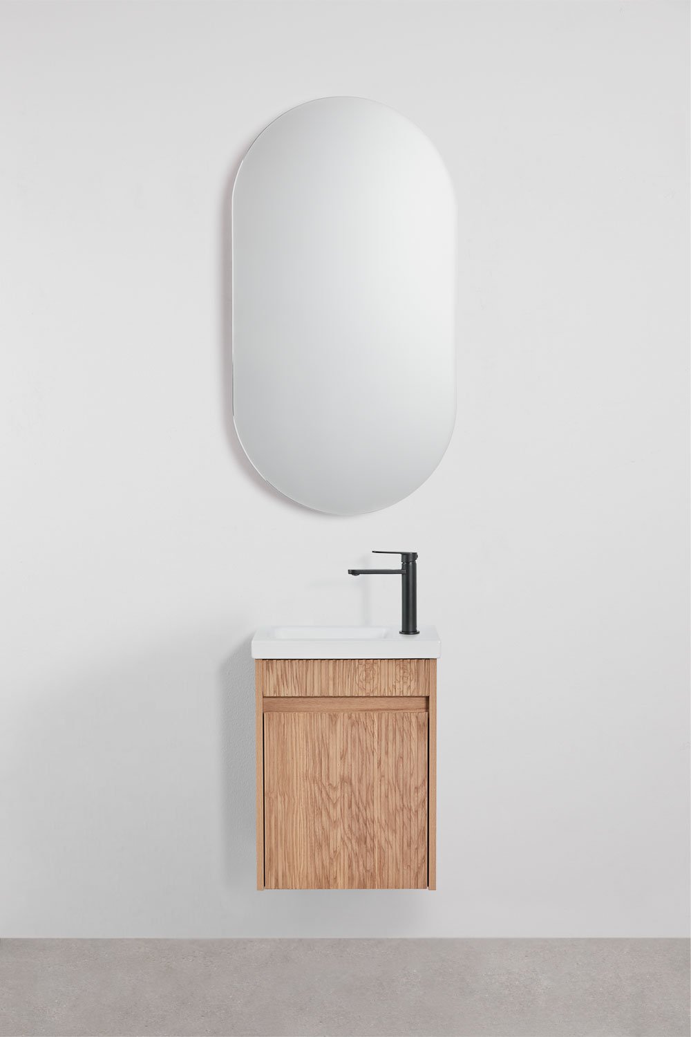 Ensemble de meuble de salle de bain suspendu en bois avec lavabo intégré Narek, image de la galerie 1