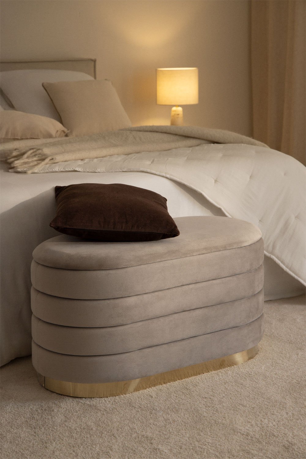 Banc de rangement en velours Bradford, image de la galerie 1