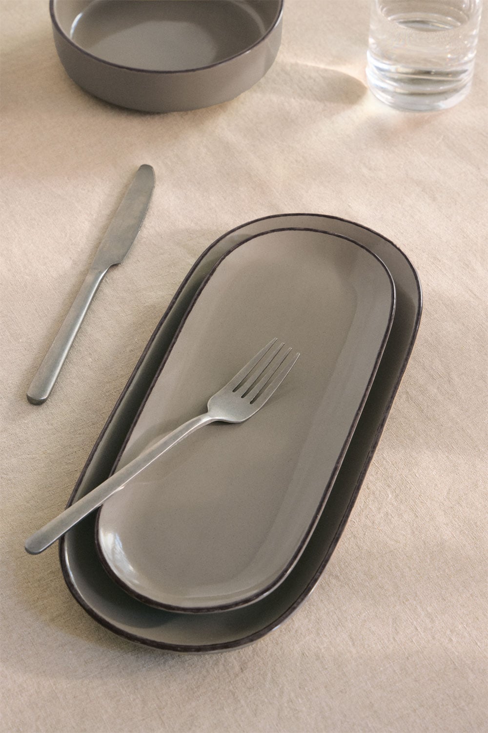 Set de 2 plateaux en grès Ronilena, image de la galerie 1