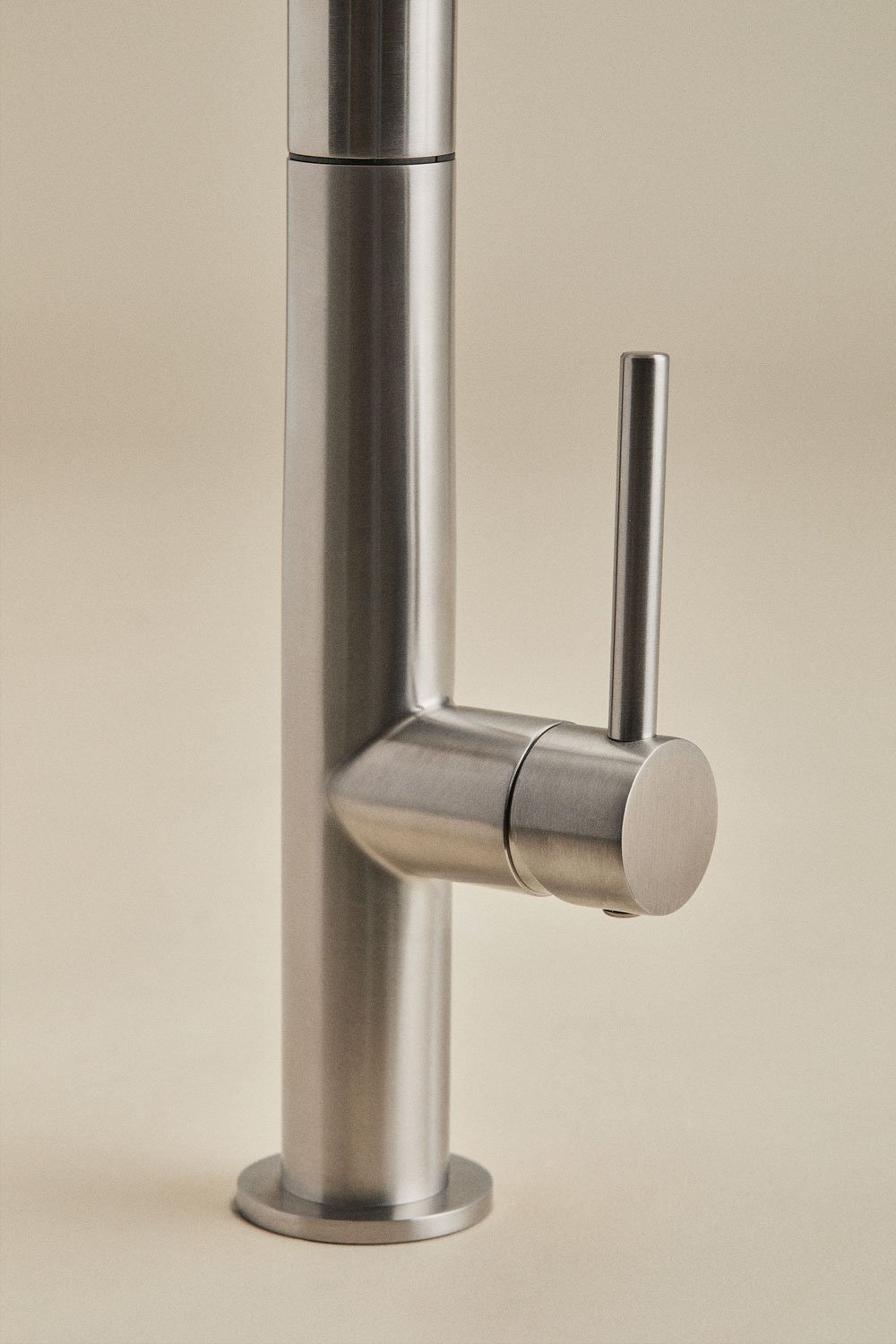 Robinet d'extérieur pour cuisine avec bec haut extractible en acier inoxydable Eryne, image de la galerie 4