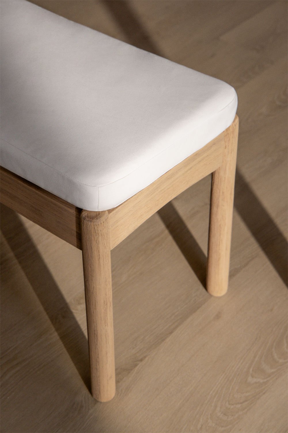 Banc 180 cm en bois d'acacia et tapissé Karvia, image de la galerie 2