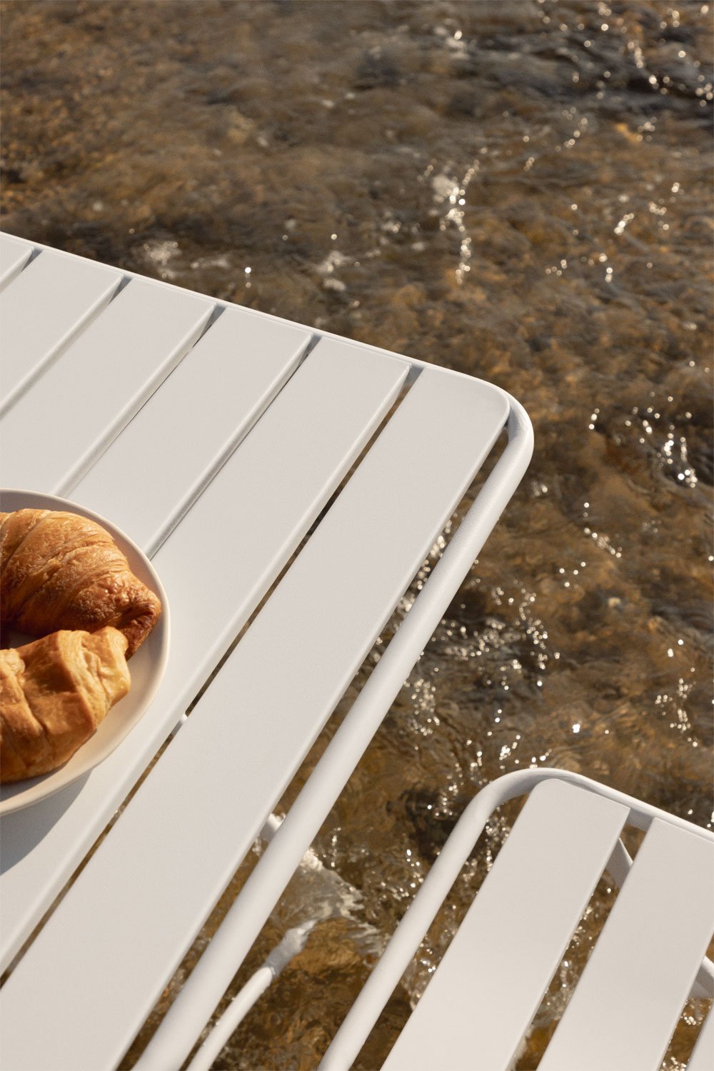 Set de table carrée 60x60 cm et 2 chaises pliantes de jardin en acier Janti, image de la galerie 2