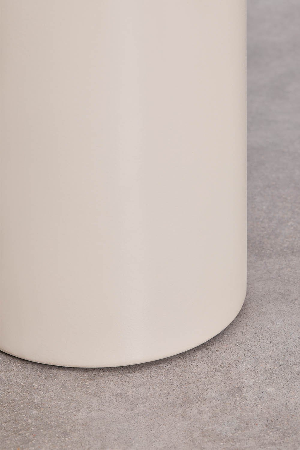 Table d'appoint ronde Ø45 cm en ciment Layana, image de la galerie 3