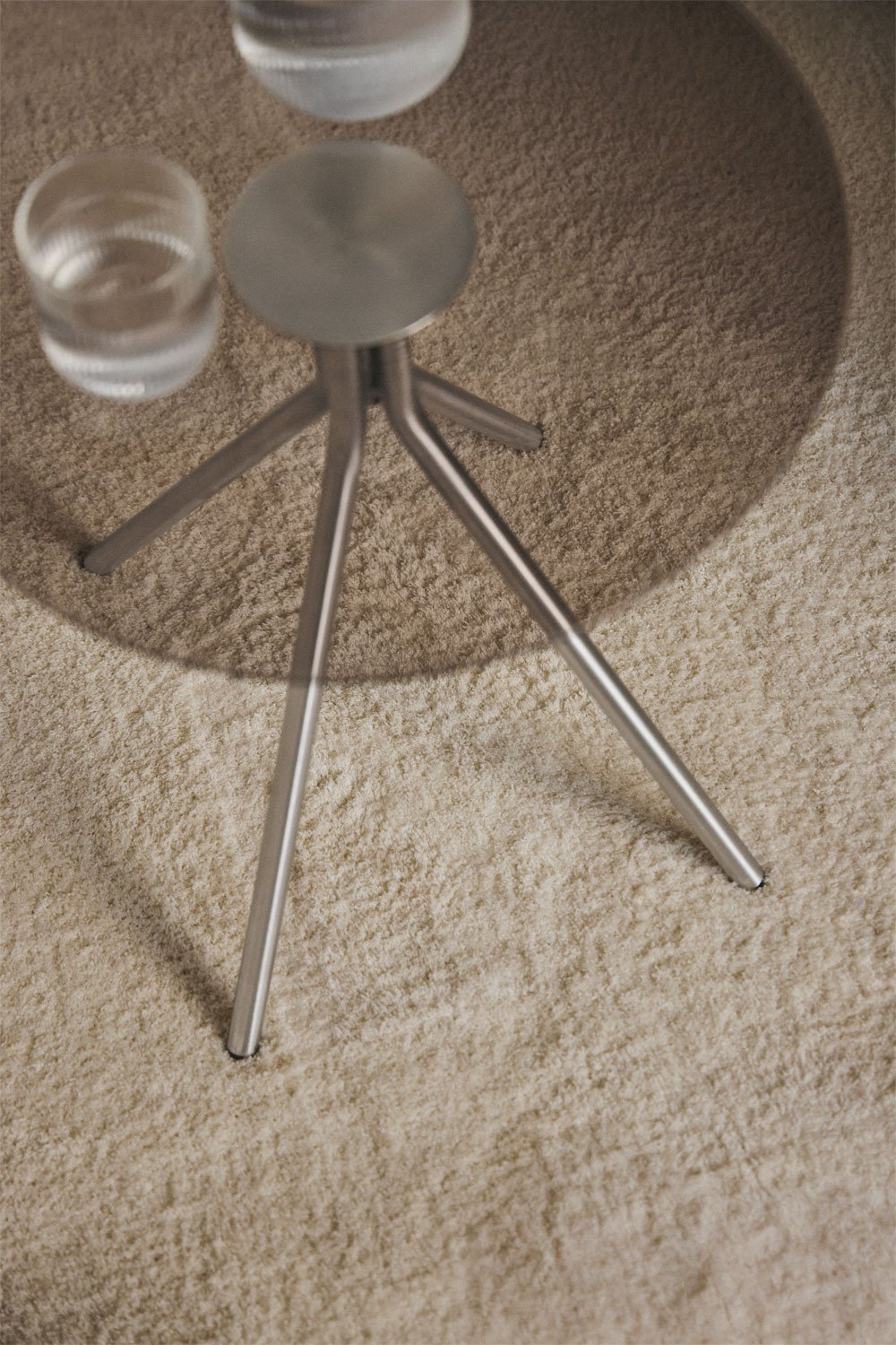 Table de chevet ronde en acier inoxydable et verre trempé Itsoro, image de la galerie 2