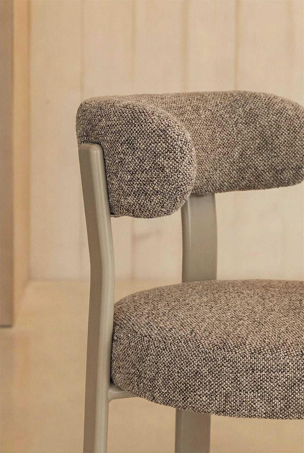 Pack de 2 chaises de salle à manger rembourrées et en fer Jolie, image de la galerie 2