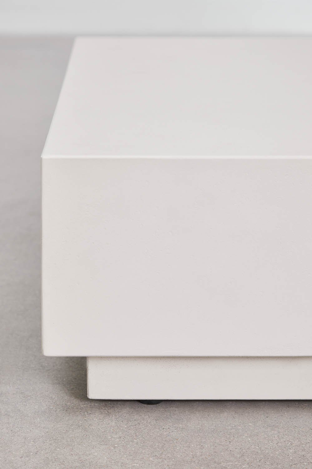 Table basse rectangulaire 120x90 cm en ciment Manir, image de la galerie 4