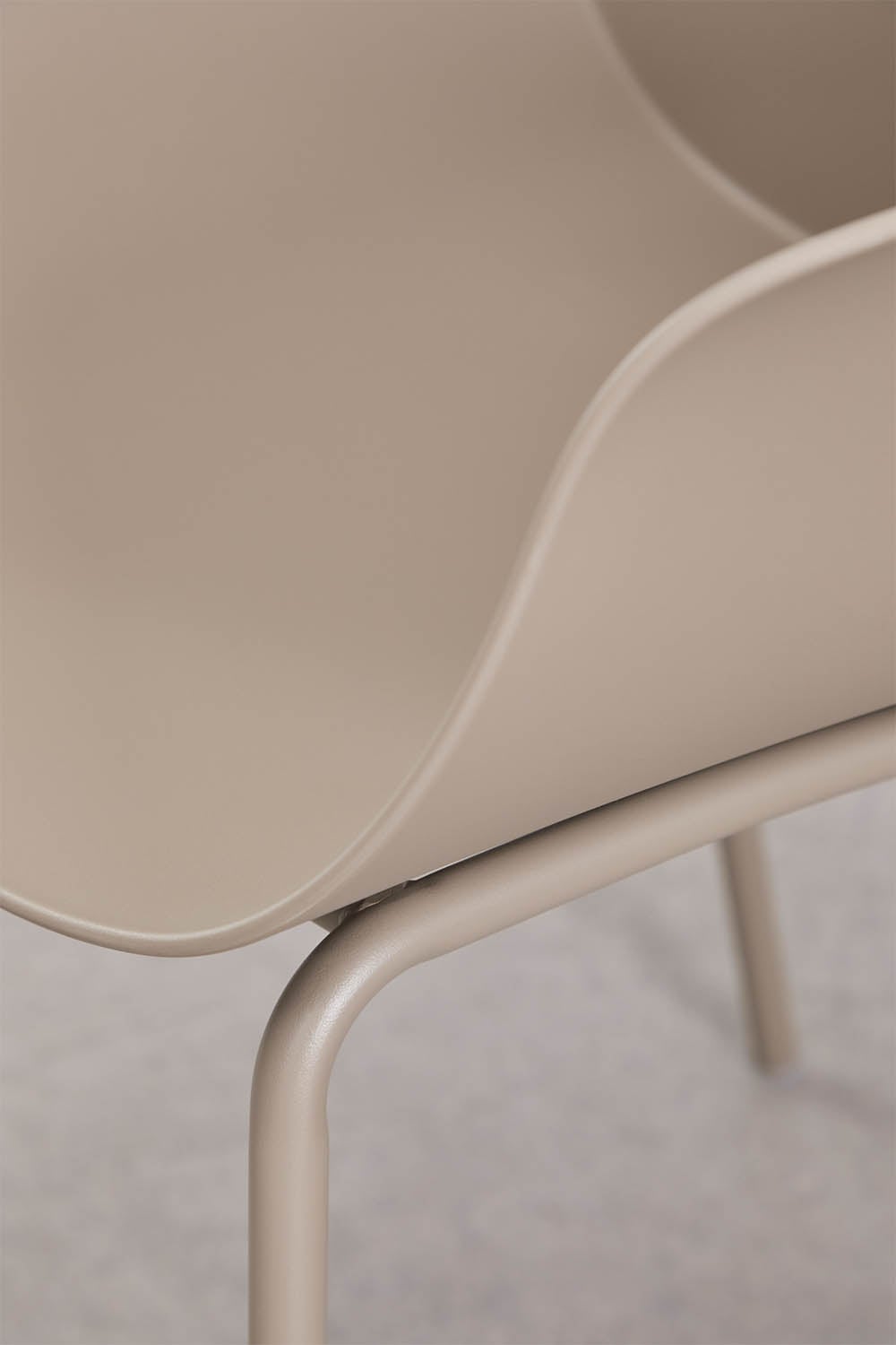 Pack de 2 chaises de jardin en polypropylène et acier Lynette, image de la galerie 5