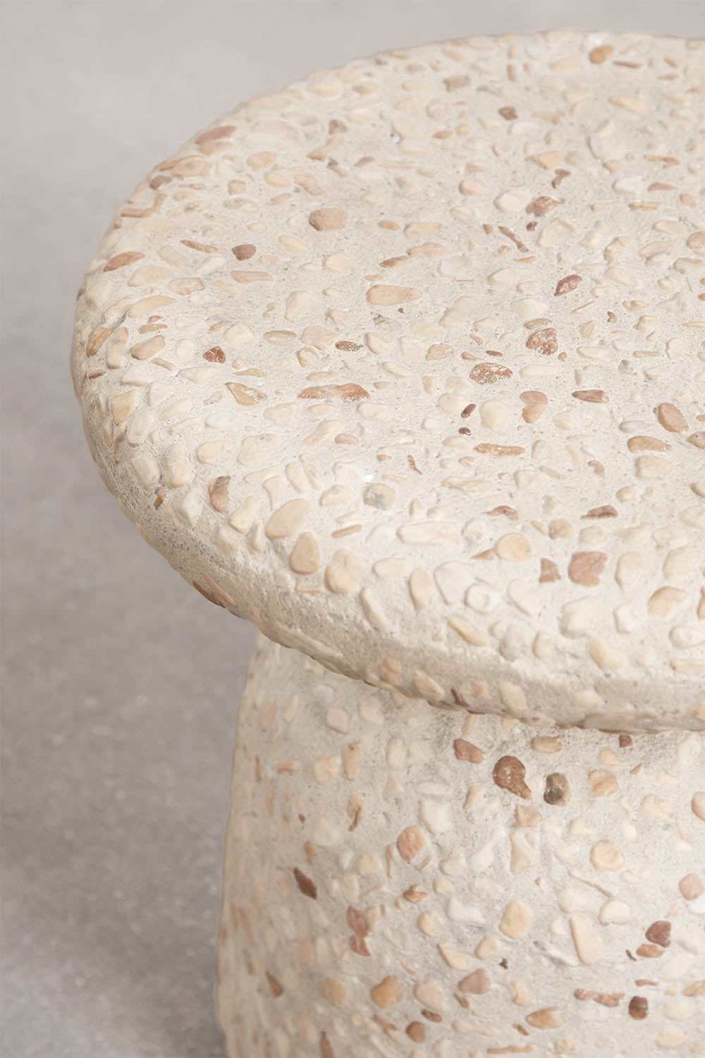 Table d'appoint ronde Ø40 cm en ciment Zanira, image de la galerie 4