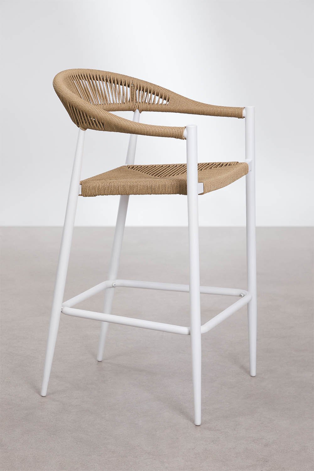 Pack de 2 tabourets de jardin hauts 75 cm en aluminium et rotin synthétique Amatria, image de la galerie 2