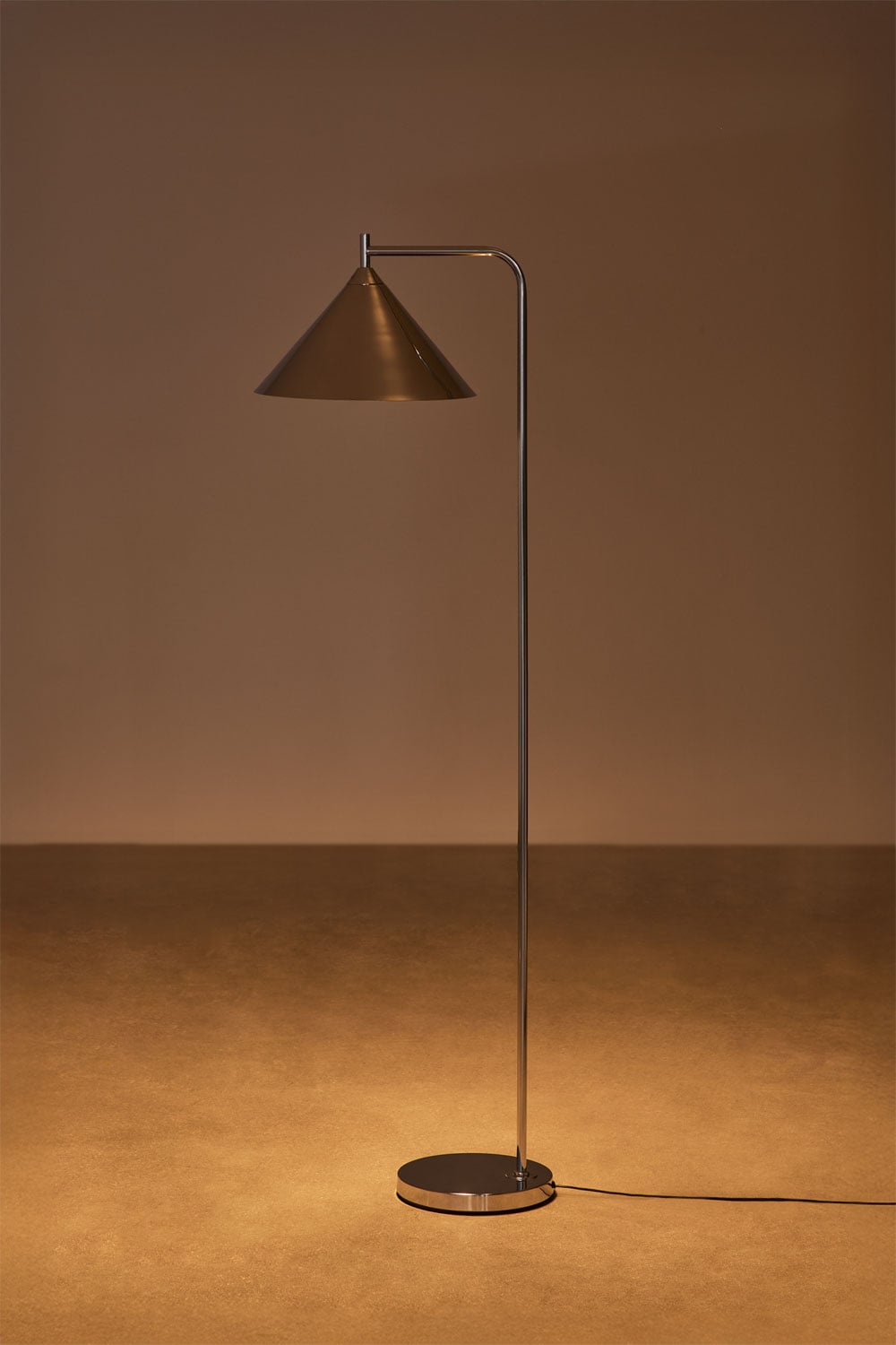 Lampadaire en fer Cambrea, image de la galerie 4