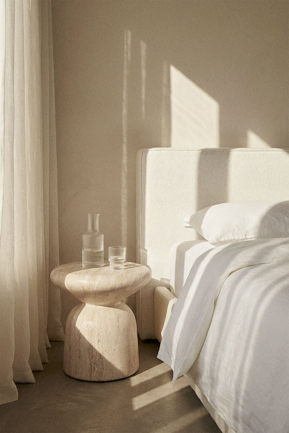 Pack de 2 tables de chevet rondes Ø40 cm en ciment Zanira, image de la galerie 1