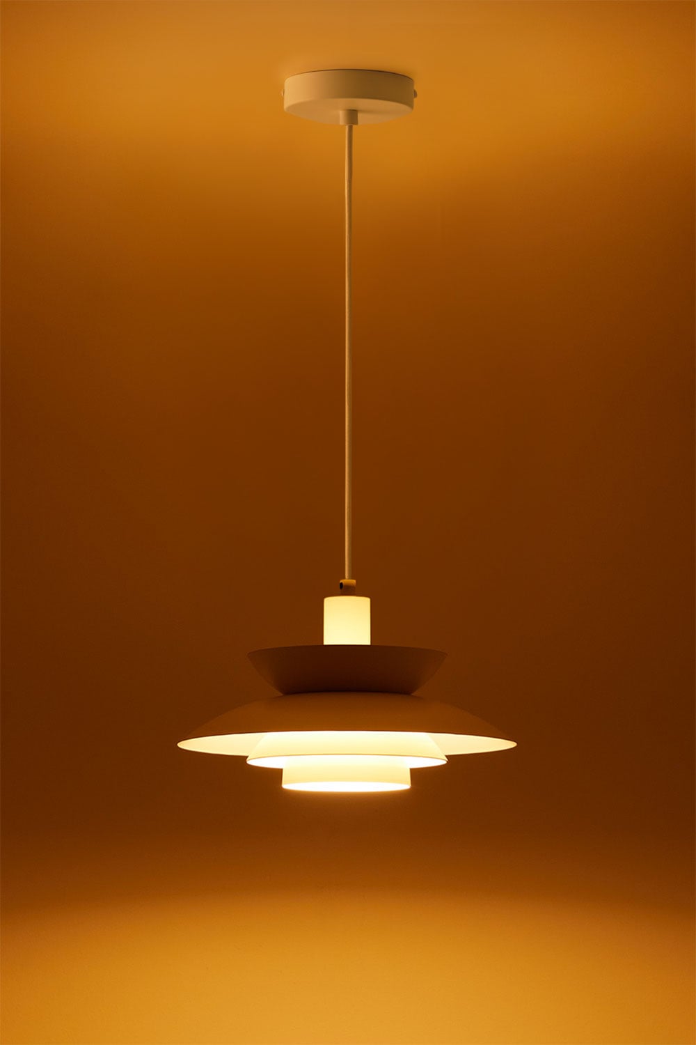 Suspension en fer Alicia, image de la galerie 4