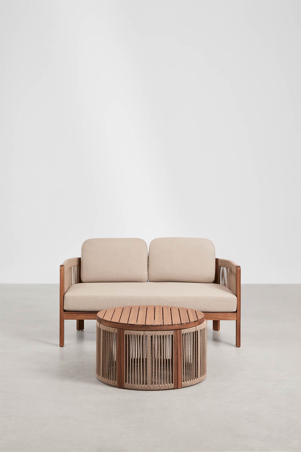 Salon de jardin Serel avec canapé 2 places et table basse en bois d'acacia, image de la galerie 1