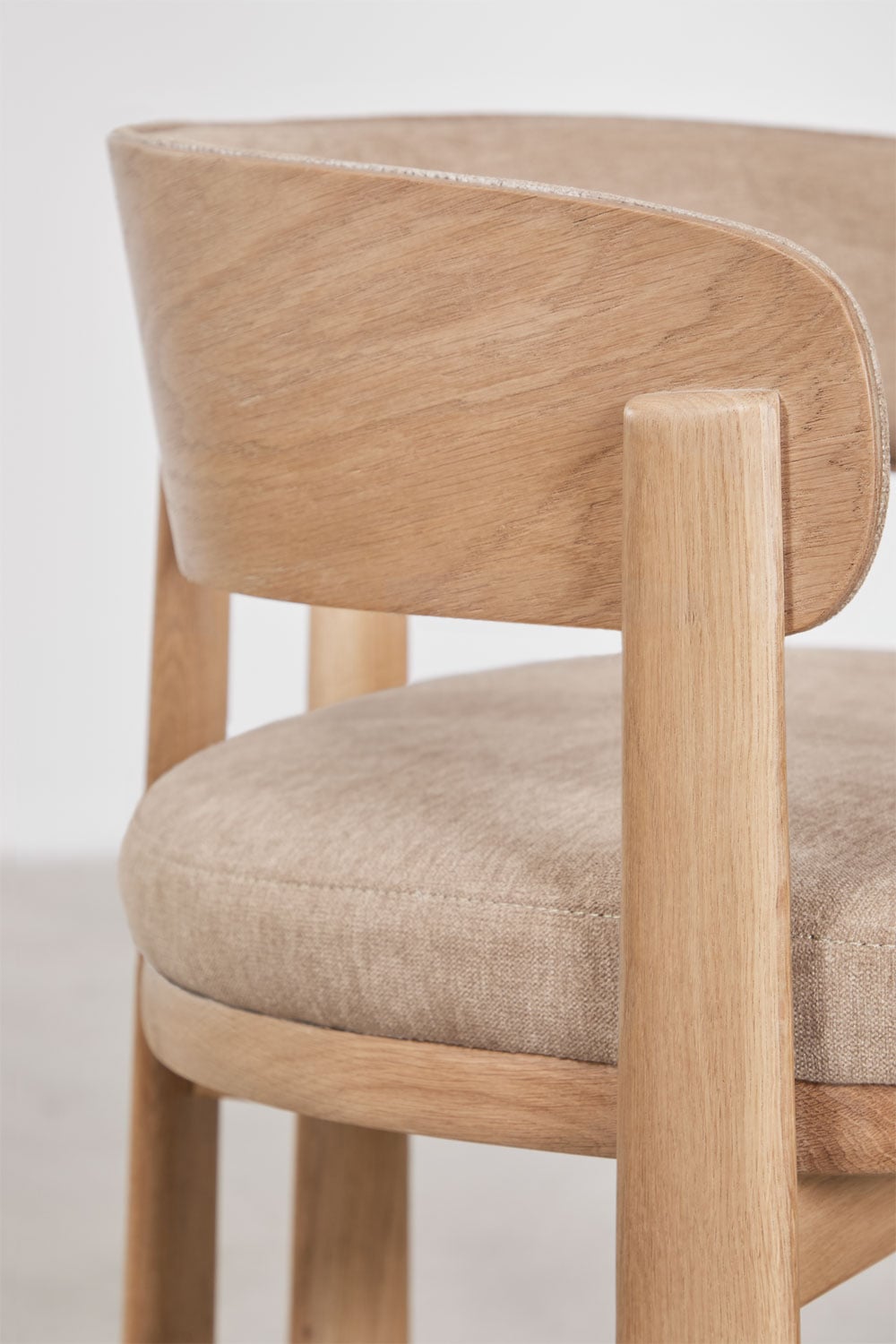 Pack de 2 chaises de salle à manger avec accoudoirs, rembourrées et en bois de chêne Olea Signature, image de la galerie 6