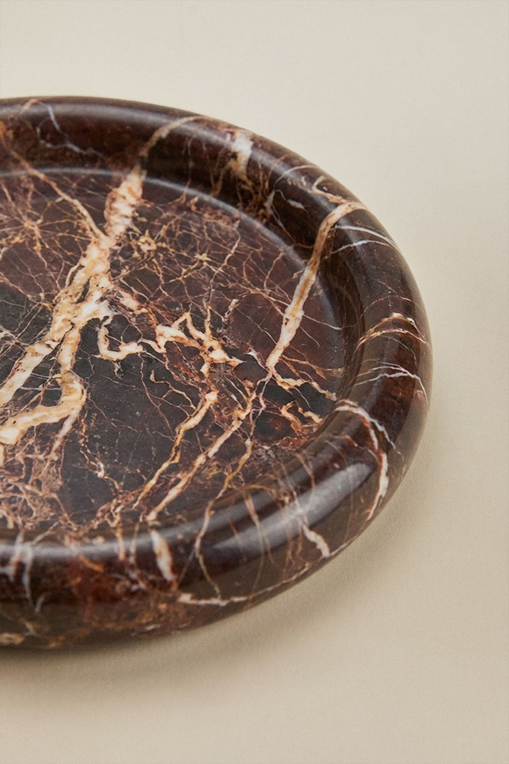 Vidé-poche rond Ø20 cm en marbre Velmar, image de la galerie 5