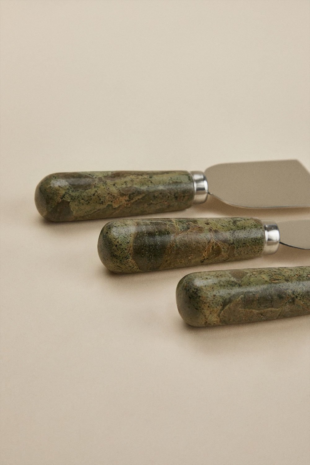 Set de 3 couverts à fromage en marbre et acier inoxydable Calven, image de la galerie 7