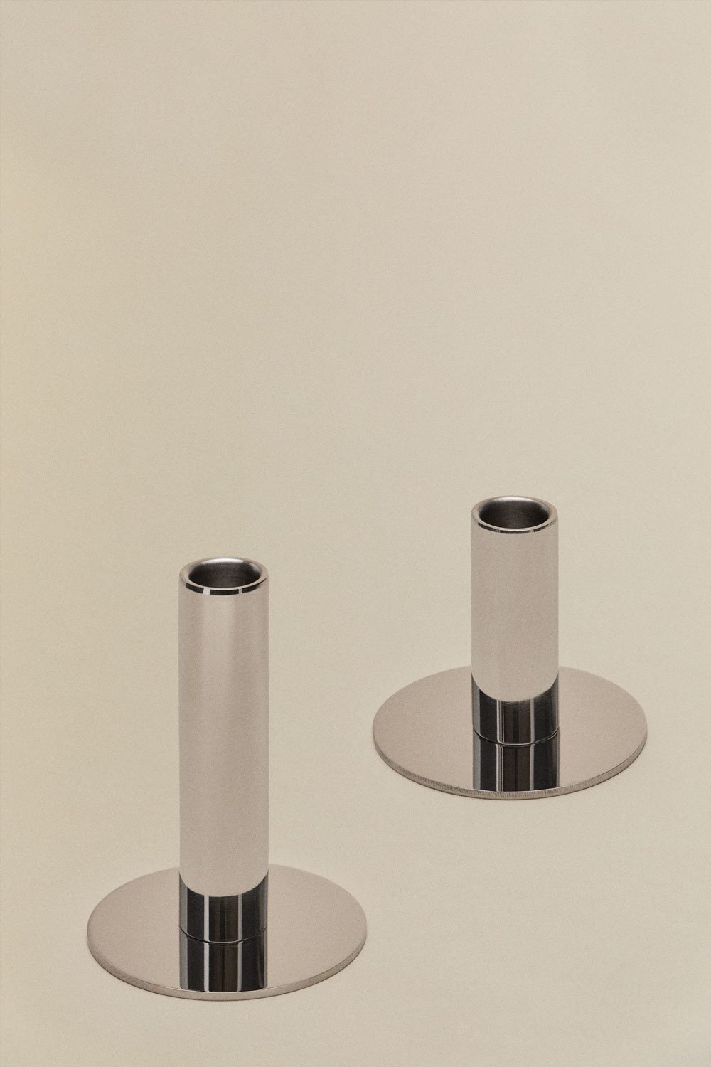 Set de 2 chandeliers en acier inoxydable Tyva, image de la galerie 1