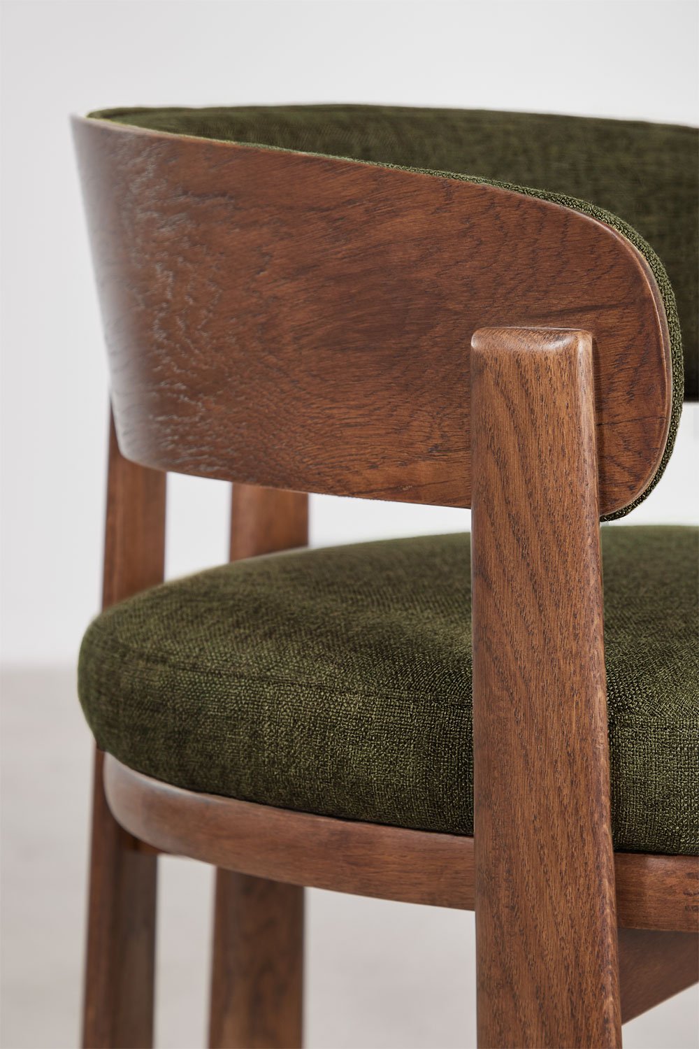 Pack de 4 chaises de salle à manger avec accoudoirs en bois de chêne et revêtement Olea Signature, image de la galerie 6