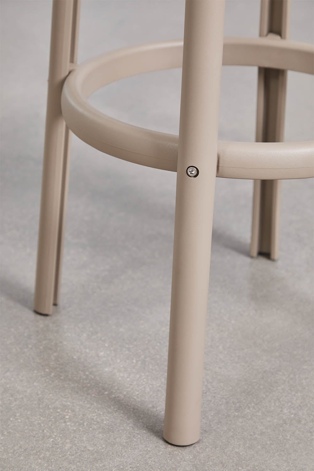 Tabouret de jardin haut en polypropylène Omara, image de la galerie 3