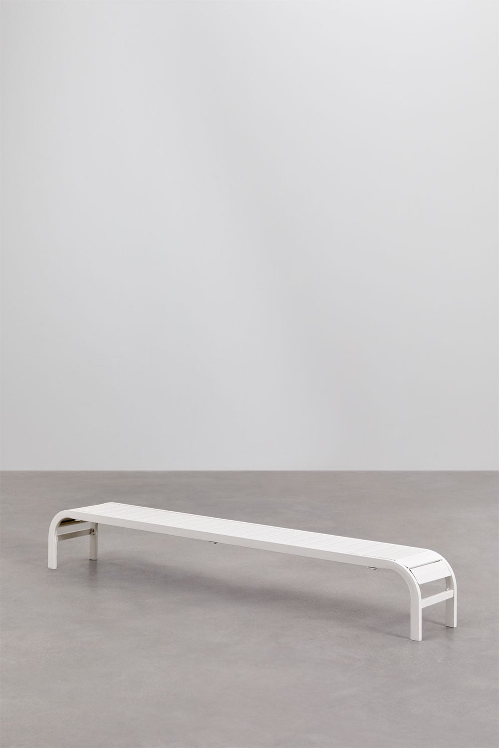 Table d'appoint pour chaise longue en acier Marietta, image de la galerie 2