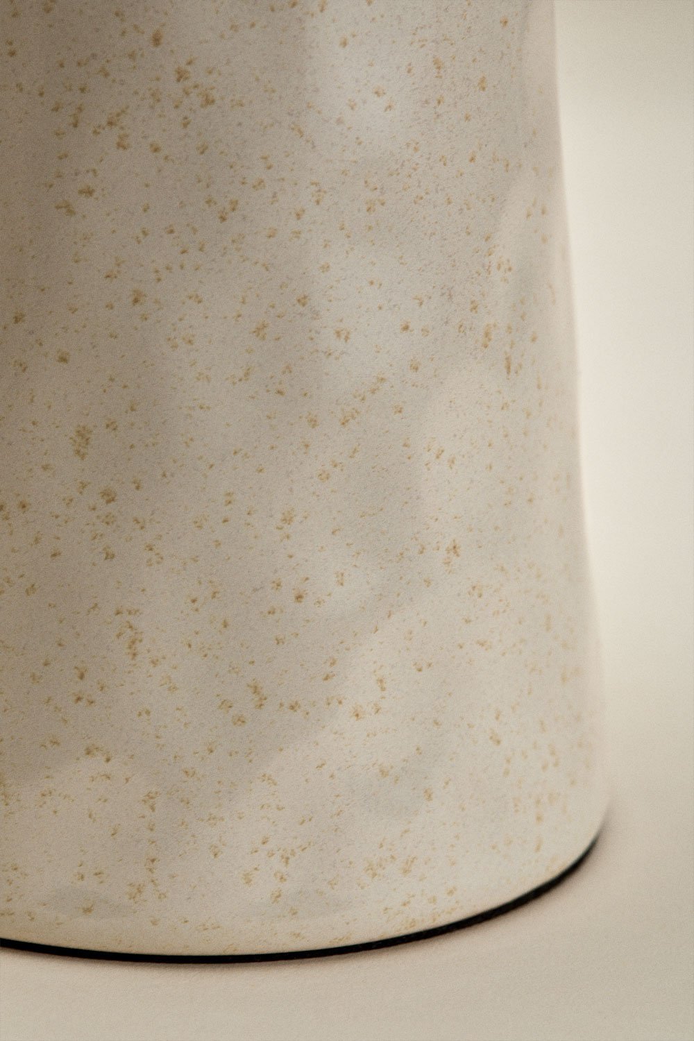 Lampe de table en céramique Portia, image de la galerie 6