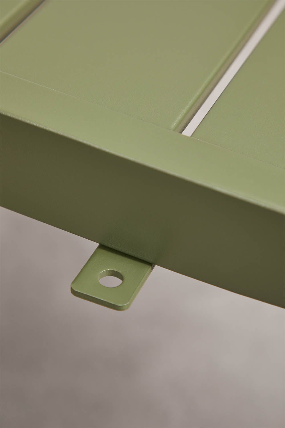 Table d'appoint pour chaise longue en acier Marietta, image de la galerie 5