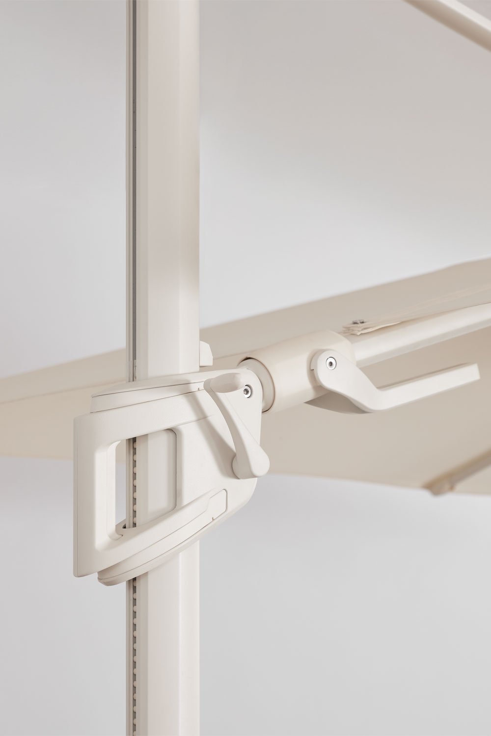 Parasol Ø295 cm en tissu et aluminium Hydra, image de la galerie 7