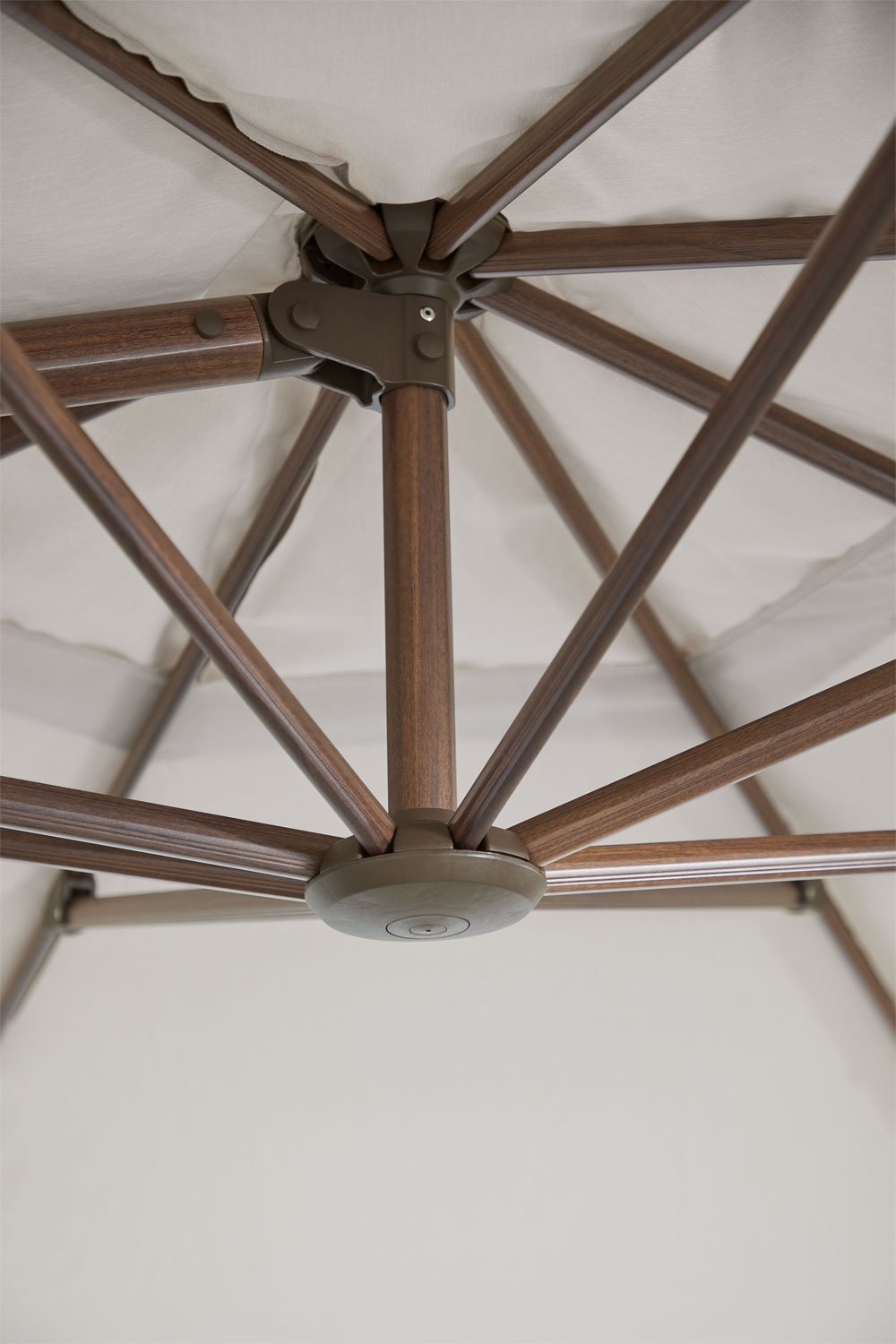 Parasol en tissu et aluminium Cannes, image de la galerie 6