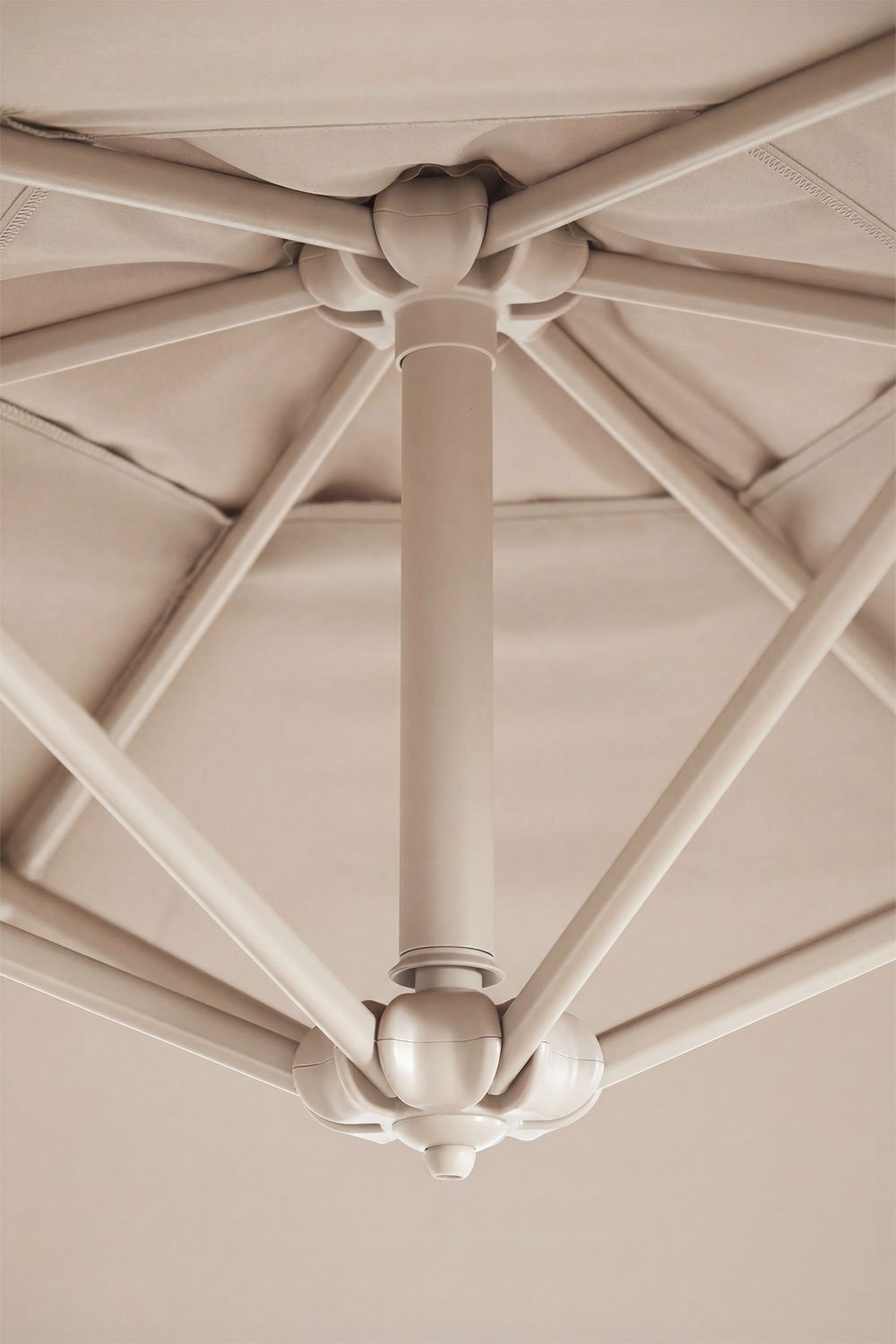 Parasol Ø295 cm en tissu et aluminium Salina, image de la galerie 4