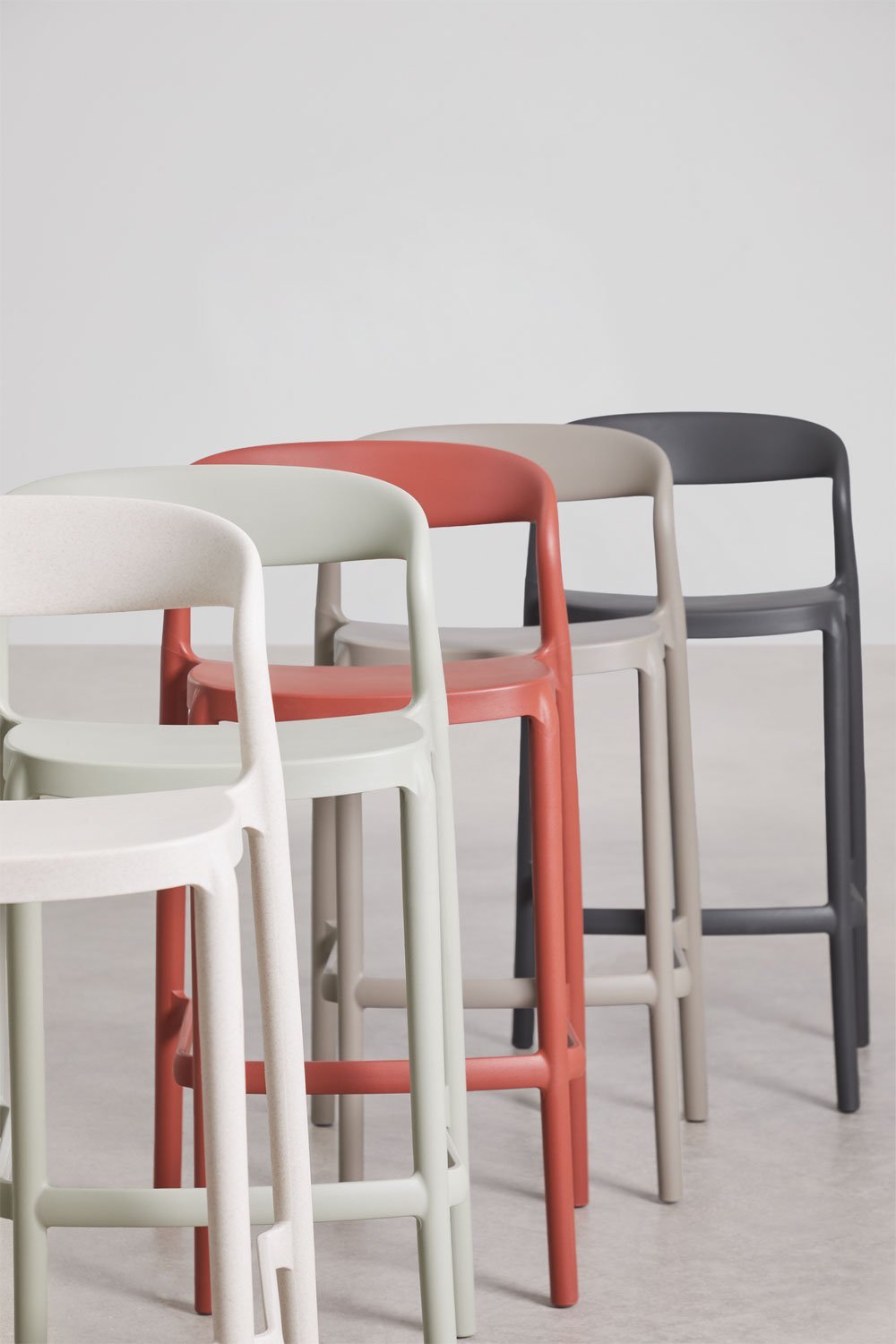 Pack de 4 tabourets de jardin hauts empilables en polypropylène Brenza, image de la galerie 8