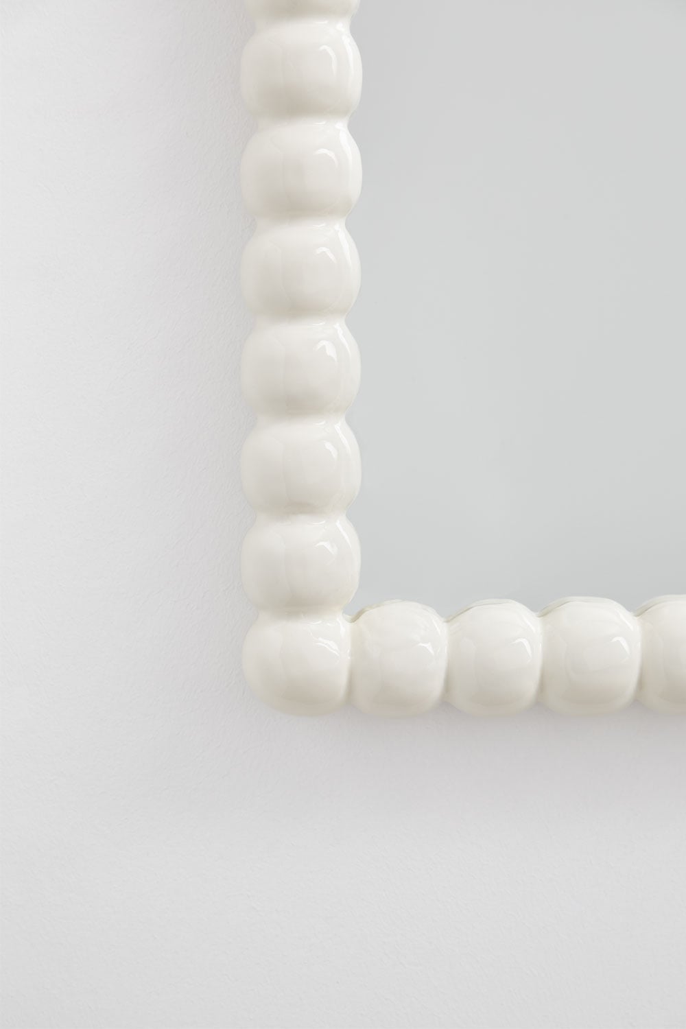 Miroir mural en bois de manguier Trisnia, image de la galerie 5