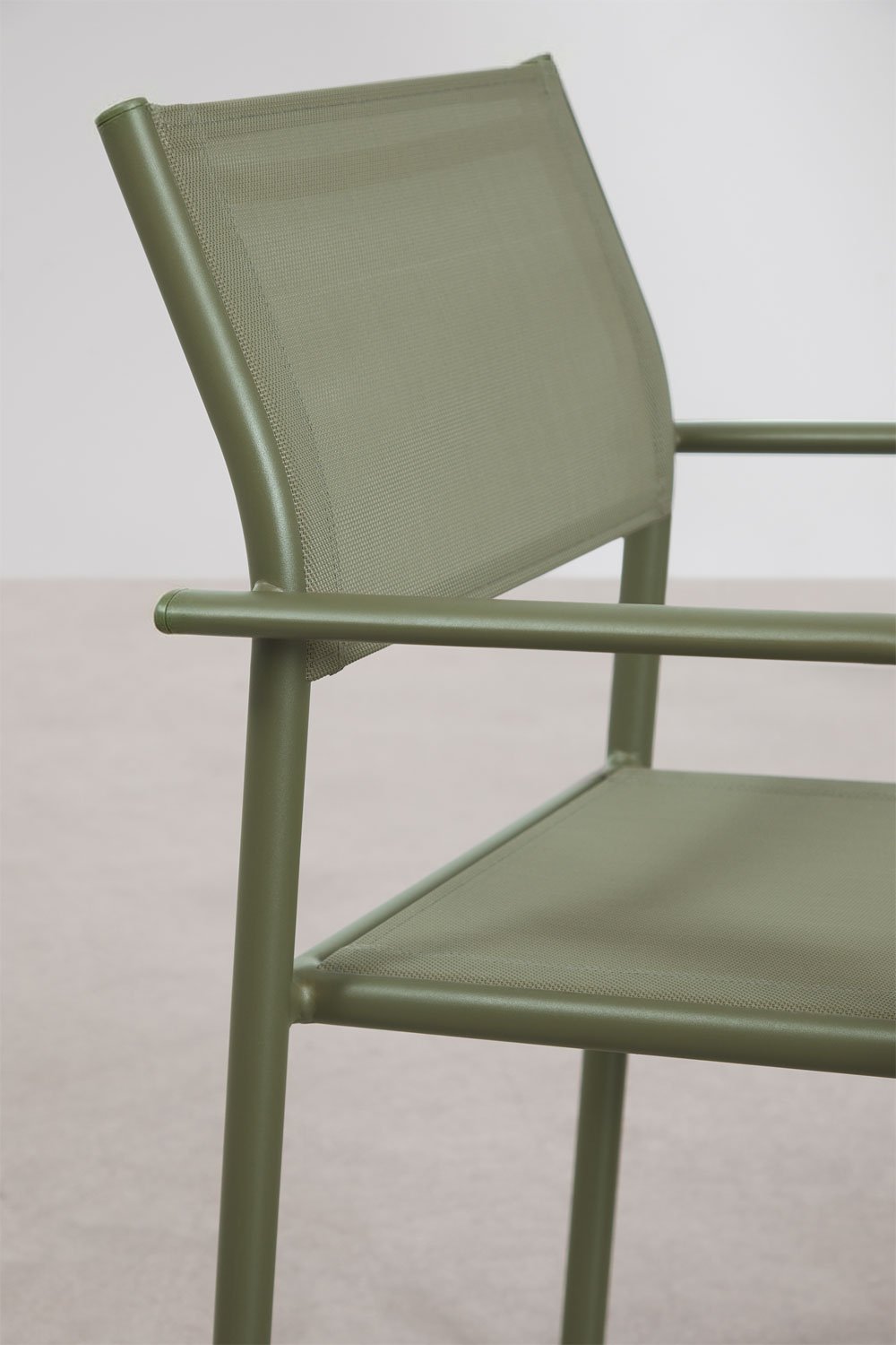 Chaise de jardin empilable avec accoudoirs en aluminium Olenia, image de la galerie 6