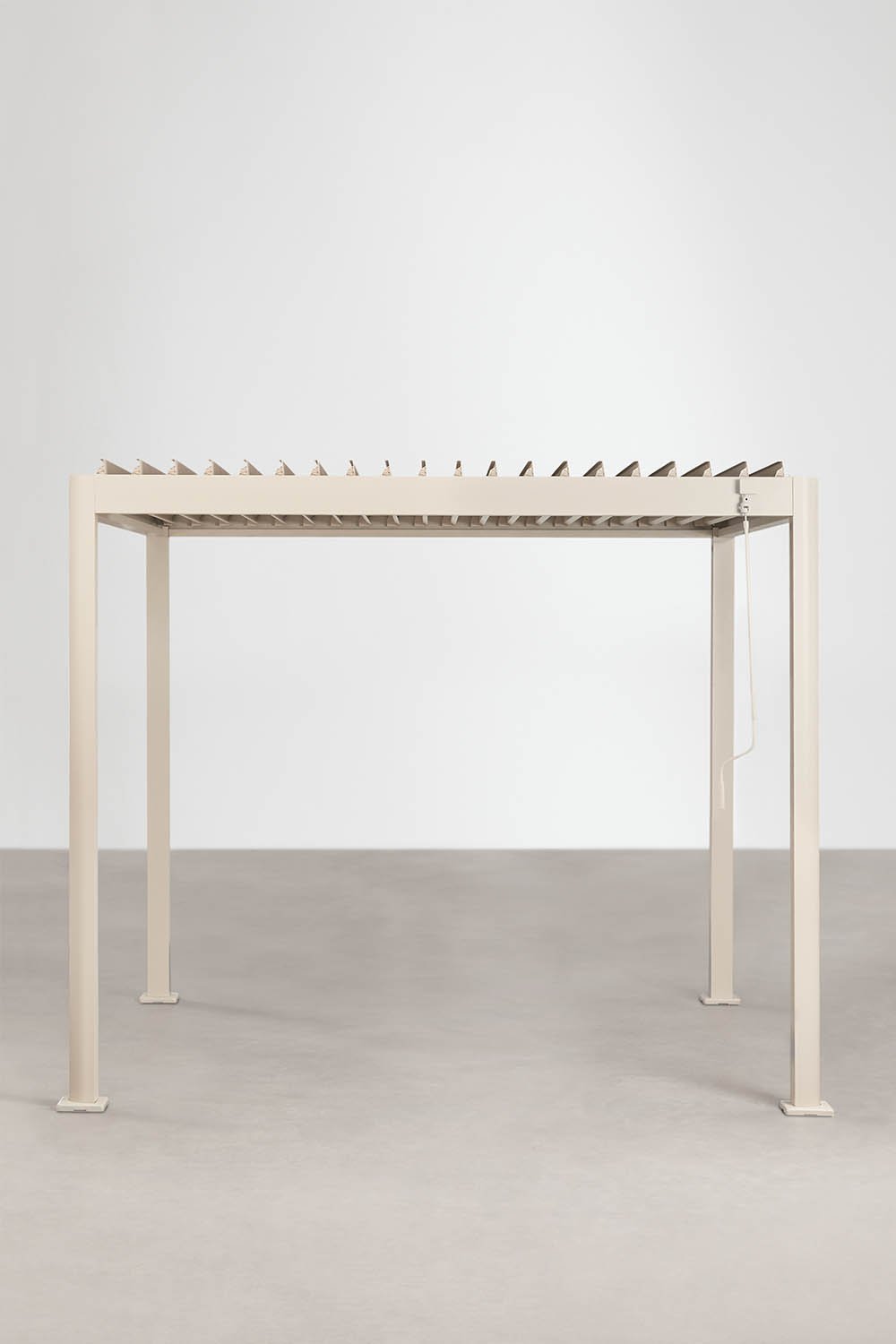 Pergola bioclimatique à lames avec panneau latéral en aluminium Druvia, image de la galerie 2